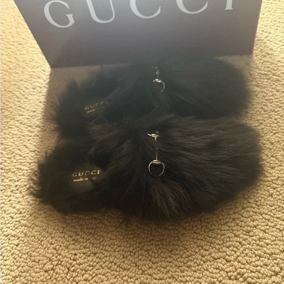 Gucci Women's Black Fur Slippers 36 - Picture 3 of 7